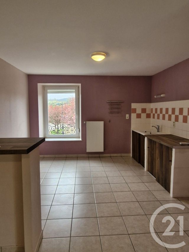 Appartement F3 à louer - 3 pièces - 76.0 m2 - AOUZE - 88 - LORRAINE - Century 21 Les Portes D'Or