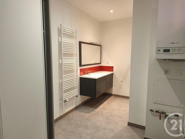 Appartement F4 à louer - 4 pièces - 102.0 m2 - VITTEL - 88 - LORRAINE - Century 21 Les Portes D'Or