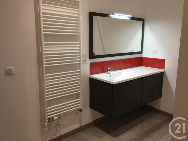 Appartement F4 à louer - 4 pièces - 102.0 m2 - VITTEL - 88 - LORRAINE - Century 21 Les Portes D'Or