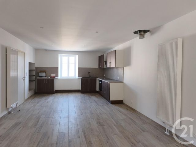 maison à louer - 5 pièces - 125.0 m2 - LA VACHERESSE ET LA ROUILLIE - 88 - LORRAINE - Century 21 Les Portes D'Or