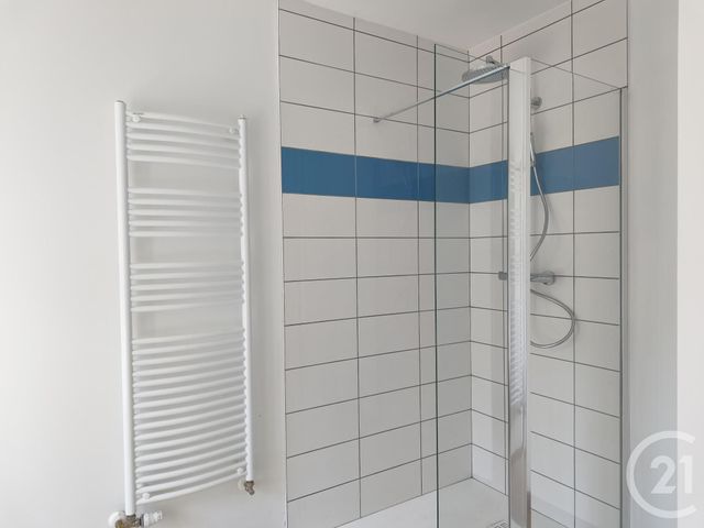 maison à louer - 5 pièces - 125.0 m2 - LA VACHERESSE ET LA ROUILLIE - 88 - LORRAINE - Century 21 Les Portes D'Or