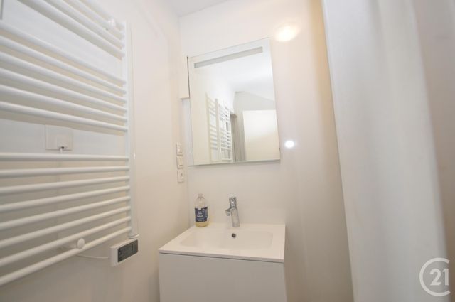 Appartement T1 à vendre - 1 pièce - 32.0 m2 - VITTEL - 88 - LORRAINE - Century 21 Les Portes D'Or