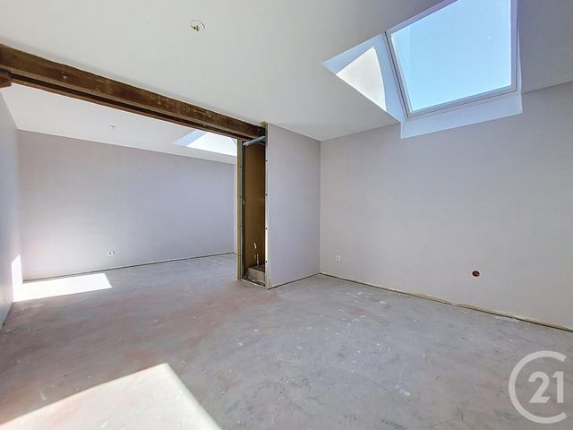 Appartement F6 à vendre - 2 pièces - 100.0 m2 - MIRECOURT - 88 - LORRAINE - Century 21 Les Portes D'Or