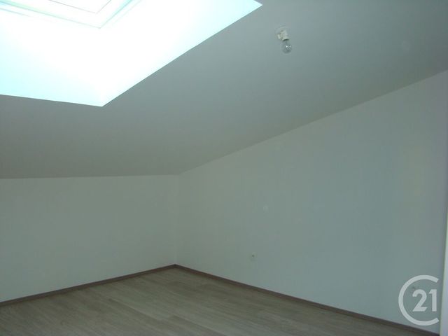 Appartement F2 à louer - 2 pièces - 43.0 m2 - HAREVILLE - 88 - LORRAINE - Century 21 Les Portes D'Or