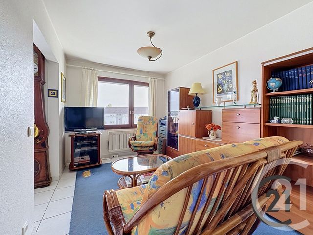 Appartement F3 à vendre - 4 pièces - 64.08 m2 - VITTEL - 88 - LORRAINE - Century 21 Les Portes D'Or