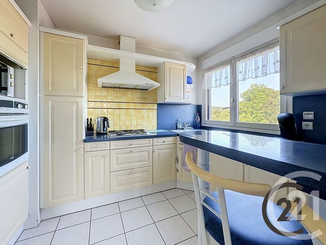Appartement F3 à vendre - 4 pièces - 64.08 m2 - VITTEL - 88 - LORRAINE - Century 21 Les Portes D'Or
