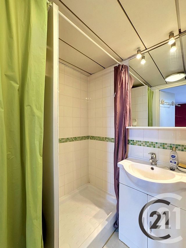 Appartement F1 à vendre - 1 pièce - 27.0 m2 - VITTEL - 88 - LORRAINE - Century 21 Les Portes D'Or