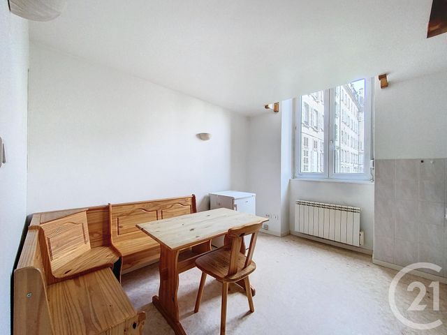 Appartement F1 à louer - 1 pièce - 23.6 m2 - VITTEL - 88 - LORRAINE - Century 21 Les Portes D'Or