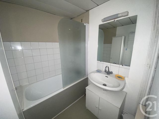 Appartement F2 à louer - 2 pièces - 38.27 m2 - VITTEL - 88 - LORRAINE - Century 21 Les Portes D'Or