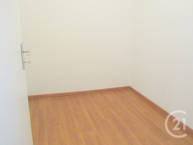 Appartement F3 à louer - 3 pièces - 90.0 m2 - MIRECOURT - 88 - LORRAINE - Century 21 Les Portes D'Or